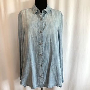 Cloth & Stone Chambray Top - Size Medium